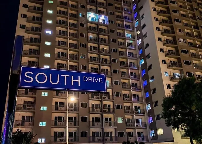 1br Topmost Floor Sm Southmall View With Internet And Netflix Aparthotel Manila